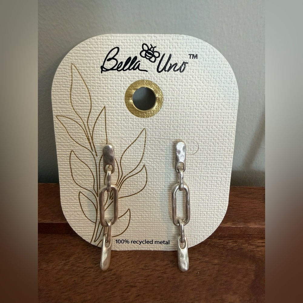 Bella Uno Silver Link Earrings